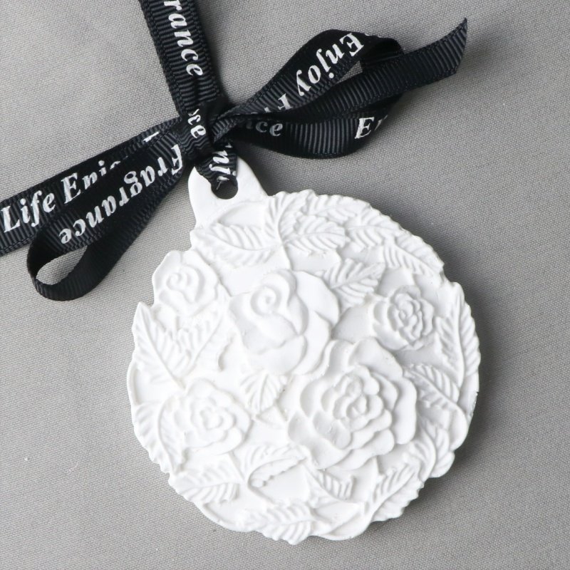 Wholesale Home Car Wardrobe Air Freshener Hanging Scented Ceramic Aroma Flower Porcelain Fragrance Essential Oil Diffuser