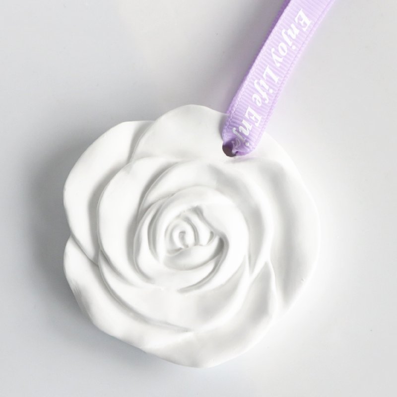 Hanging Rose Flower Porcelain Scented Ceramic Flower Car Home Decoration Aroma Essential Oil Diffuser Wardrobe Air Freshener