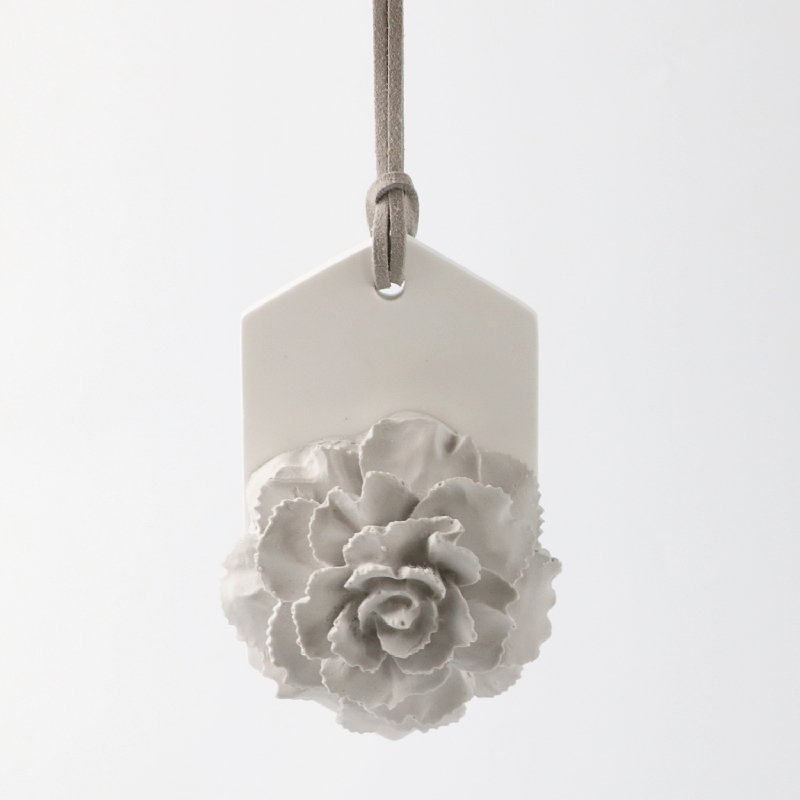 Home Fragrance Decoration Handmade Hanging Carnation Flower Air Freshener Scented Ceramic Aroma Porcelain Essential Oil Diffuser