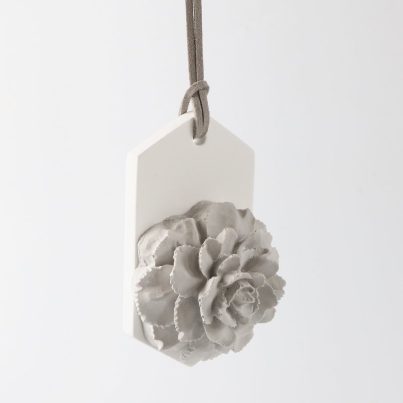 Home Fragrance Decoration Handmade Hanging Carnation Flower Air Freshener Scented Ceramic Aroma Porcelain Essential Oil Diffuser
