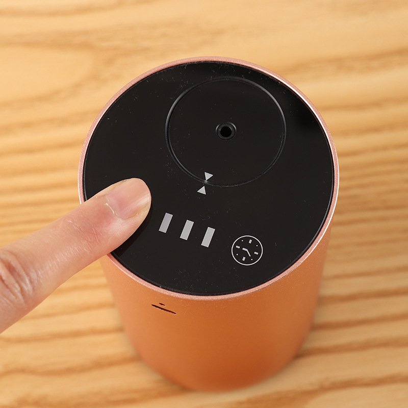 2022 New design Luxury Air Freshener USB Essential Oil Scents Car 10ml Mini Aroma Diffuser