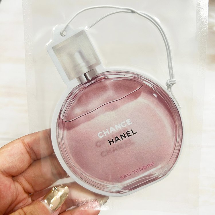 Spot wholesale luxury brand perfume bottle design paper car air freshener custom trend air perfume for car