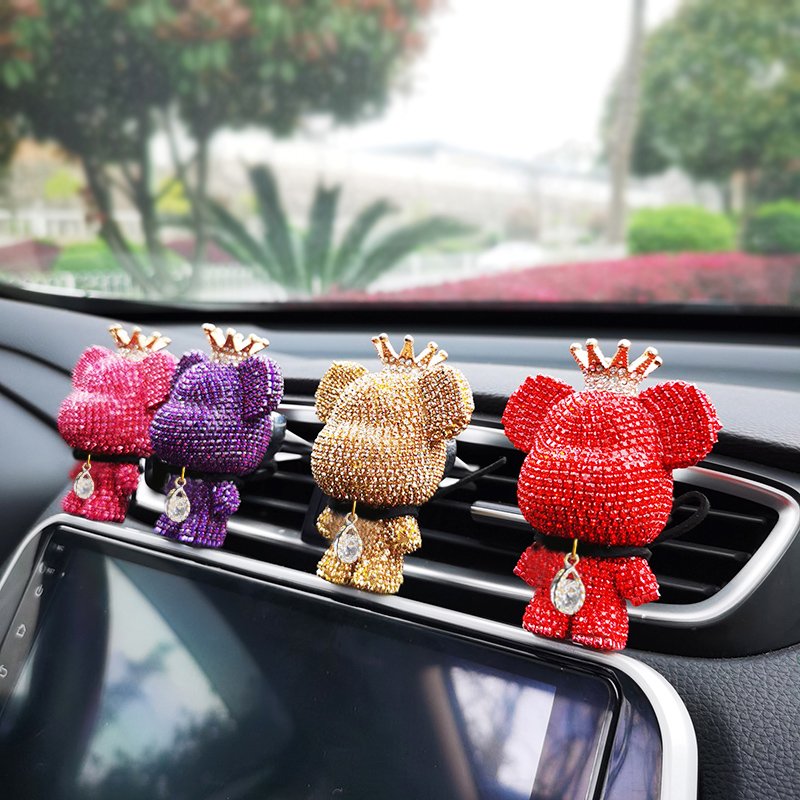 New color Car Aromatherapy Essential Oil Diffuser Diamond Locket Little bear Vent Clip style Car Air Freshener Perfume