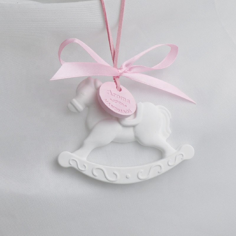 Pink Color Wholesale Hanging Wardrobe Air Freshener Scented Ceramic Car Pendant Aroma Plaster Porcelain Fragrance Oil Diffuser