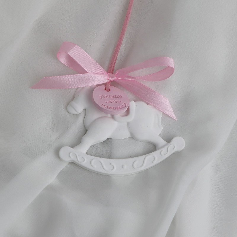 Pink Color Wholesale Hanging Wardrobe Air Freshener Scented Ceramic Car Pendant Aroma Plaster Porcelain Fragrance Oil Diffuser