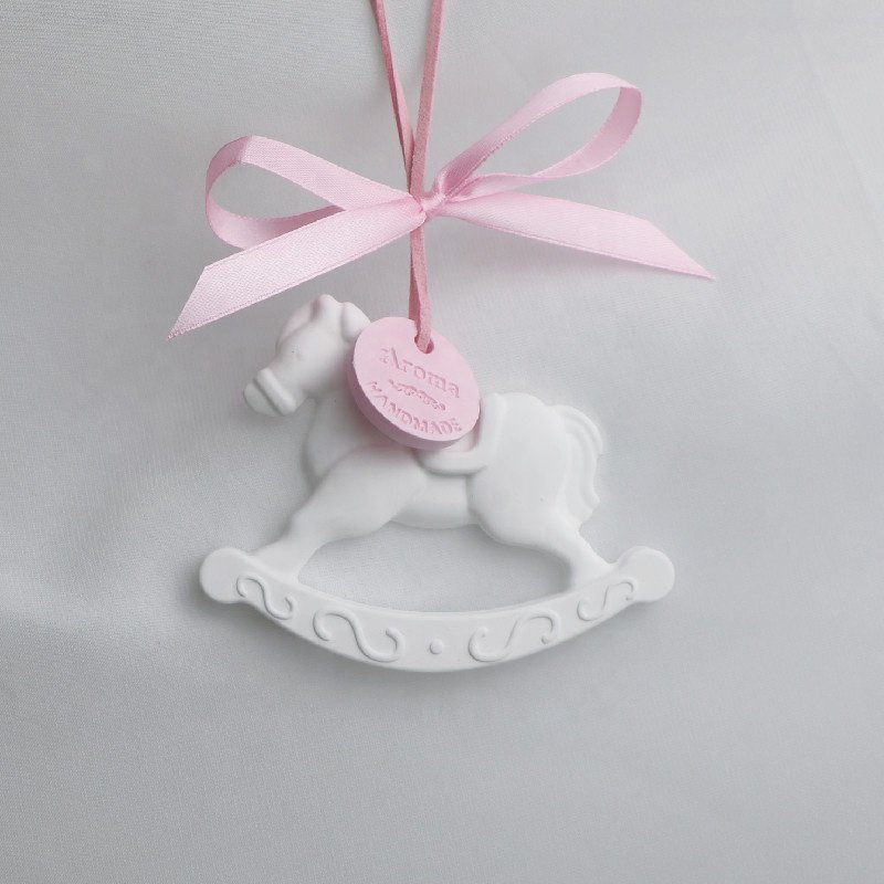 Pink Color Wholesale Hanging Wardrobe Air Freshener Scented Ceramic Car Pendant Aroma Plaster Porcelain Fragrance Oil Diffuser