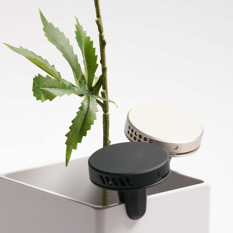 Customized logo Car Essential Oil Diffuser vent clip Portable Car Aromatherapy Vent Clip
