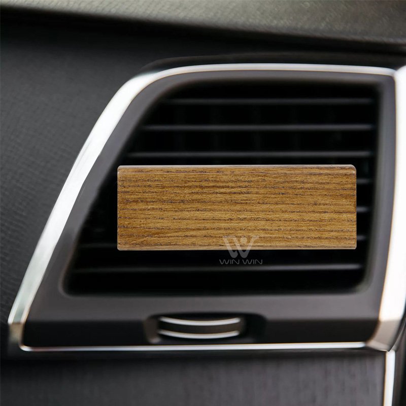 Hot Sale Mini Car Scent Diffuser Custom Air Vent Clip Fragrance Empty Car Perfume Bottle Customize Luxury Car Air Freshener