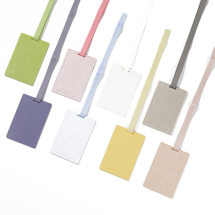 2024 Trendy Style Long Lasting Scented Leather Cards Aroma Plastic Home Car Hanging Air Freshener