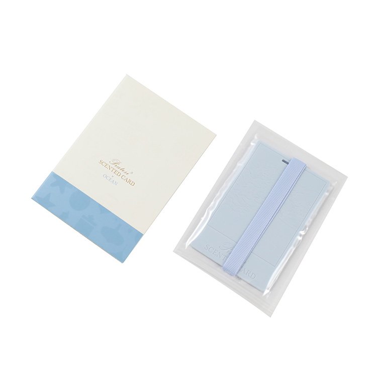2024 Trendy Style Long Lasting Scented Leather Cards Aroma Plastic Home Car Hanging Air Freshener