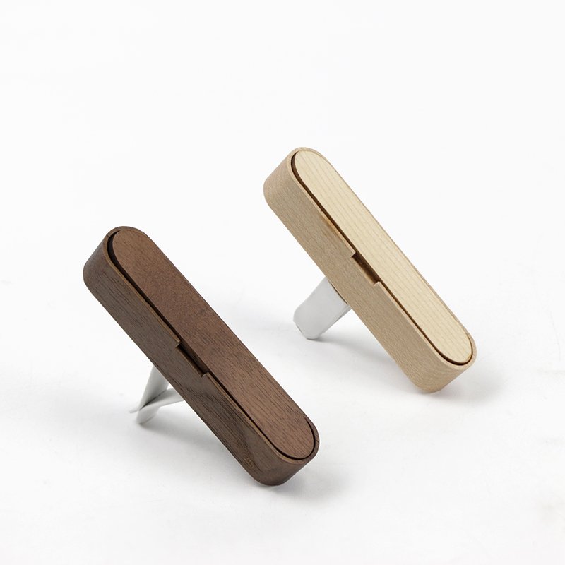 Custom Wooden Car diffuser Air Freshener Aromatherapy Car Holder Clip Renovate Essential Oil Diffuser