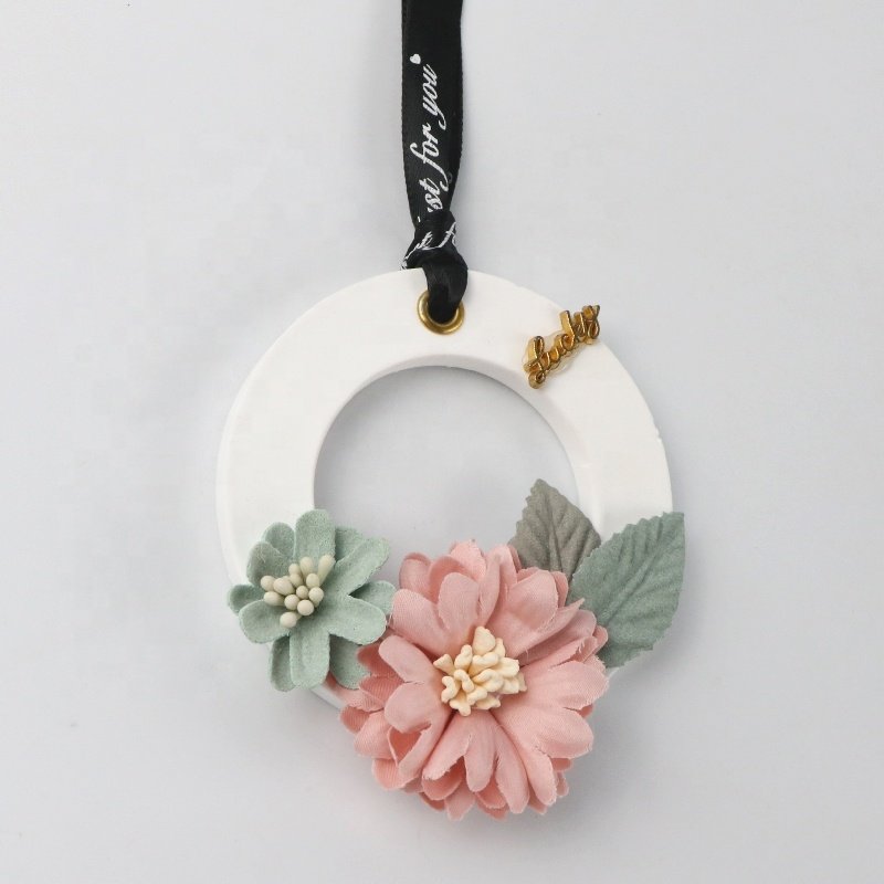 Home Fragrance Ring Shaped Scented Ceramic Aroma Essential Oil Diffuser Flower Gypsum Car Wardrobe Hanging Air Freshener