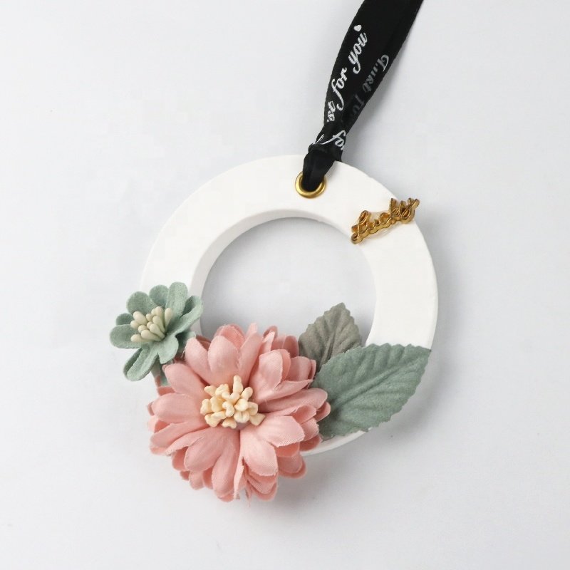 Home Fragrance Ring Shaped Scented Ceramic Aroma Essential Oil Diffuser Flower Gypsum Car Wardrobe Hanging Air Freshener