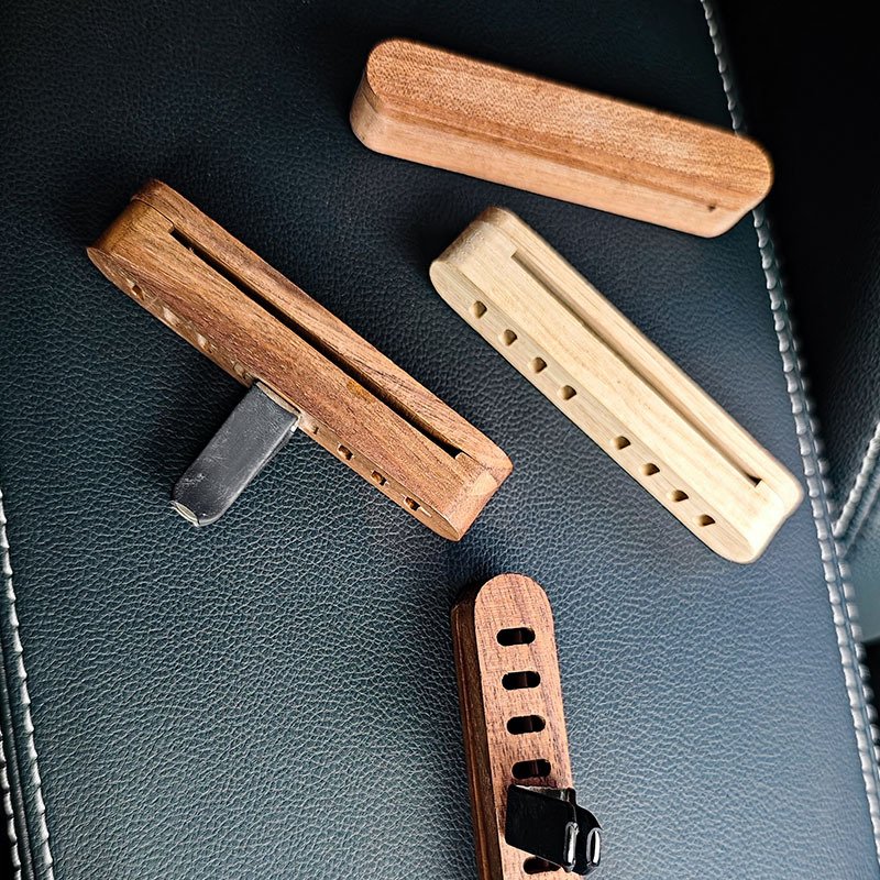 Essential Oil Car Diffuser Wood Car Air Freshener Diffuser Aromatherapy Scents Air Freshener Vent Clip Aromatherapy Diffuser