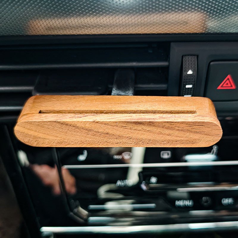 Essential Oil Car Diffuser Wood Car Air Freshener Diffuser Aromatherapy Scents Air Freshener Vent Clip Aromatherapy Diffuser