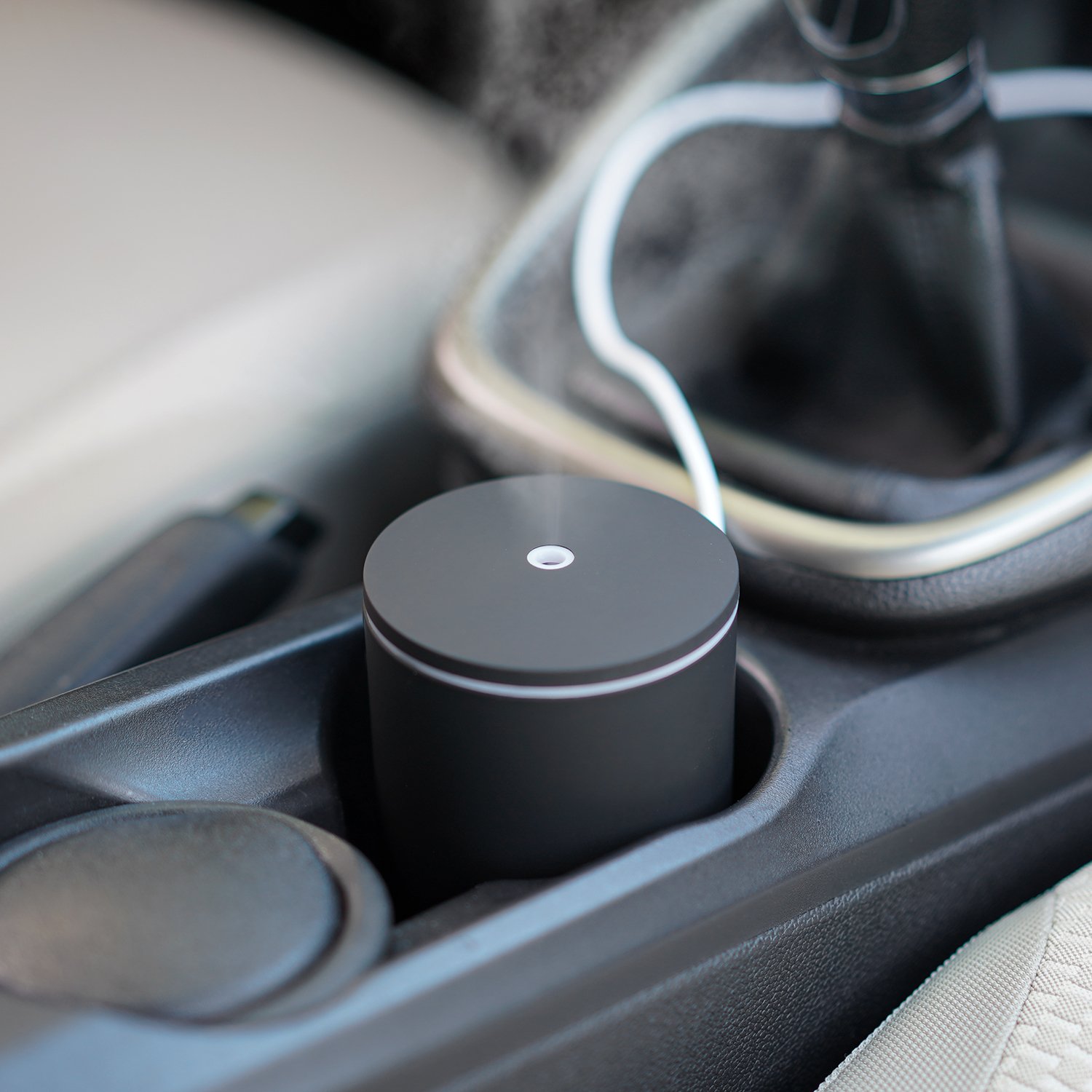 Car Diffuser, USB 60ml Mini Humidifier Essential Oil Diffuser Car Air Freshener Aromatherapy Diffuser