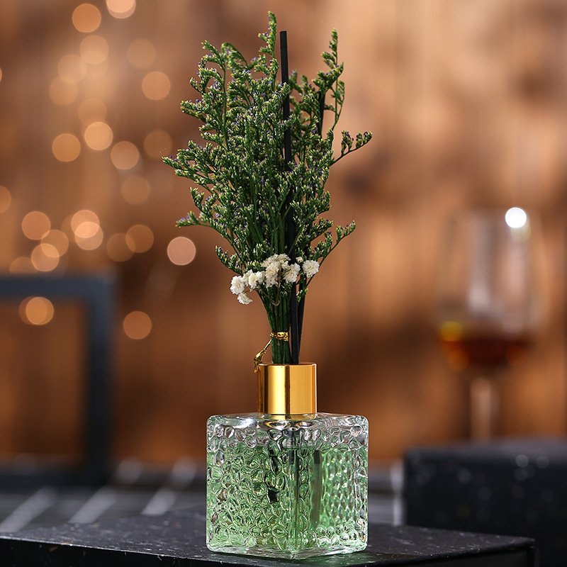 Wholesale Indoor Home Bedroom Rattan Aromatherapy Essential Oil Diffuser Set For Gift