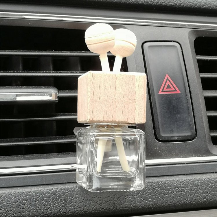 Luxury Car Air Freshener Diffuser Empty Bottle Auto Accessory Clip Solid Metal Glass Air Conditioner Vent Pendant Essential Oil