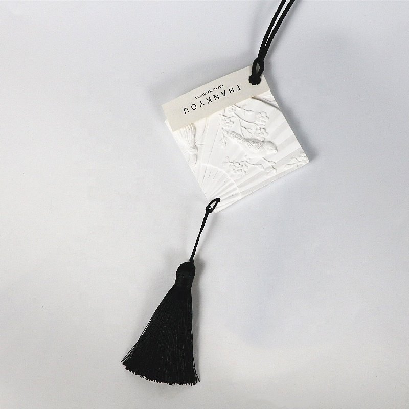 Stocked Chinese Style Hanging Car Wardrobe Air Freshener Scented Ceramic Aroma Porcelain Fragrance Essential Oil Diffuser