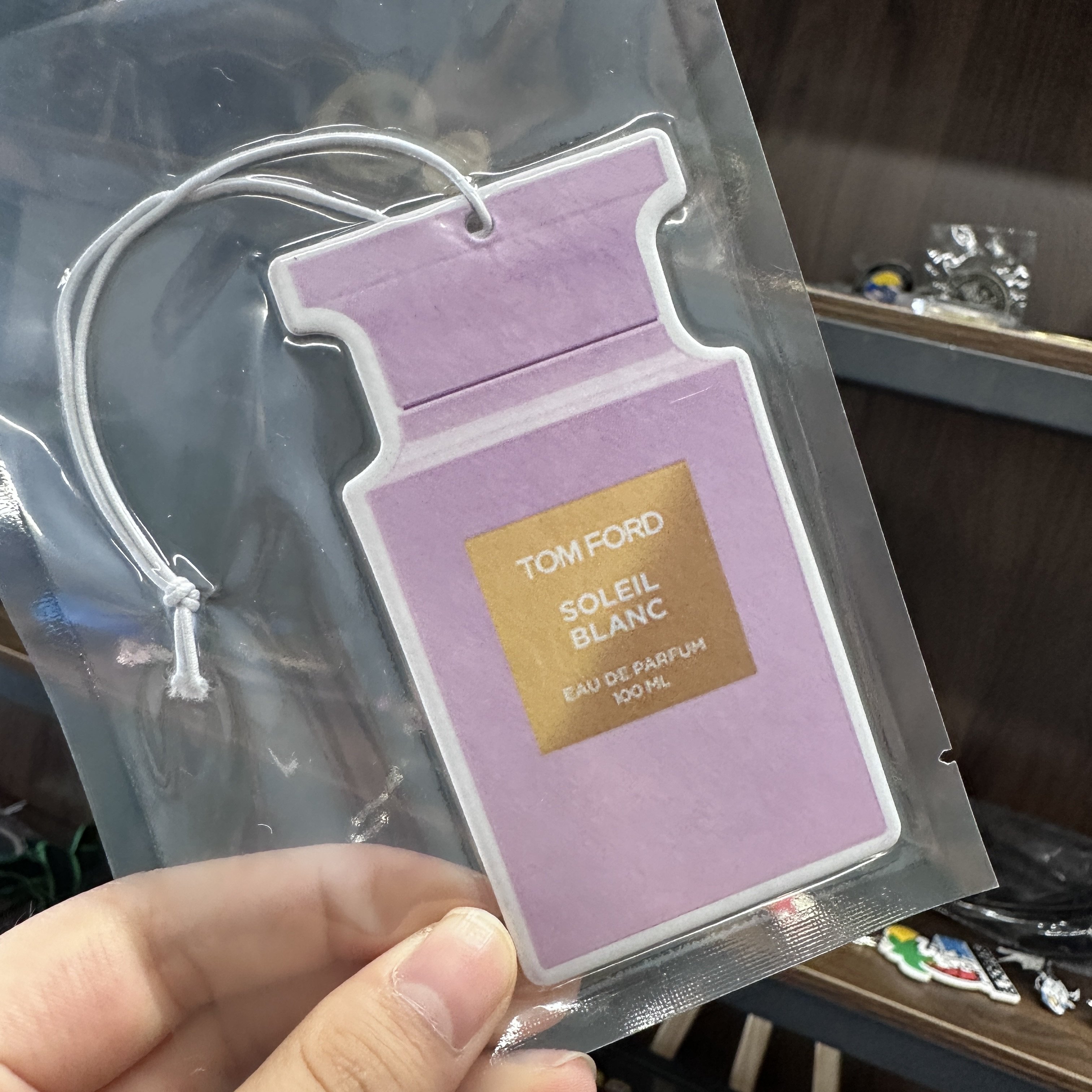 Hot sale perfume custom logo car hanging packaging card hanging car air freshener with logo