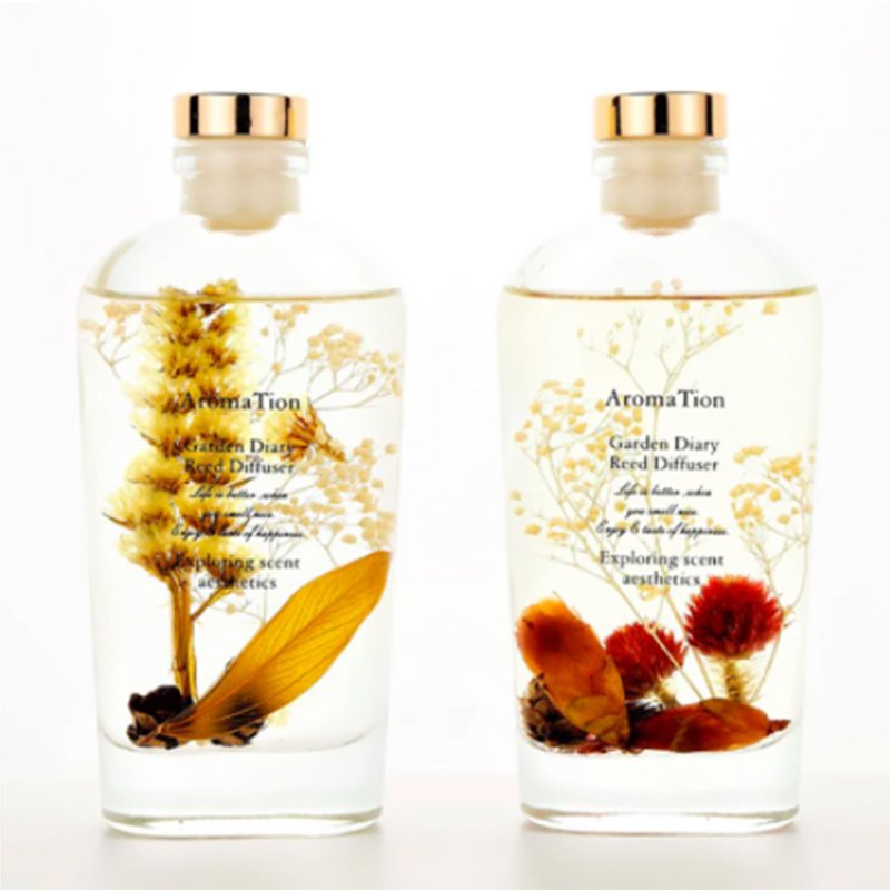 Wholesale aroma natural scented preserved flower glass bottle reed diffuser with luxury gift set