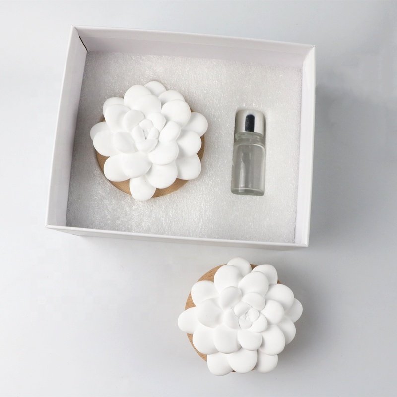 Stocked Wholesale Car Air Freshener Wooden Base Scented Ceramic Aroma Plaster Flower Home Fragrance Essential Oil Diffuser