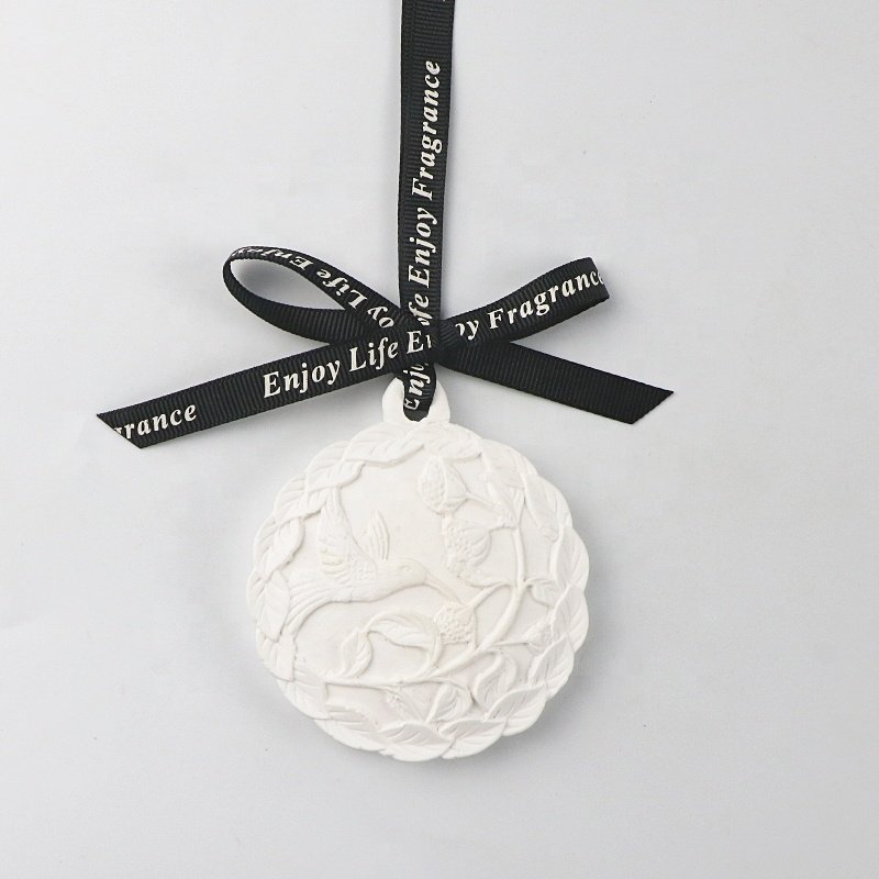 Factory Direct Sale Scented Ceramic Flower Essential Oil Diffuser Hanging Car Wardrobe Aroma Oil Air Freshener