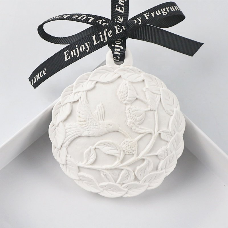 Factory Direct Sale Scented Ceramic Flower Essential Oil Diffuser Hanging Car Wardrobe Aroma Oil Air Freshener