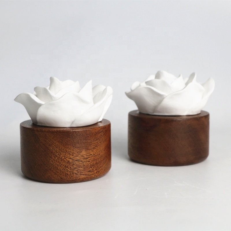 Factory Wholesale Home Car Home Air Freshener Scented Ceramic Wooden Porcelain Flower Aroma Plaster Essential Oil Diffuser