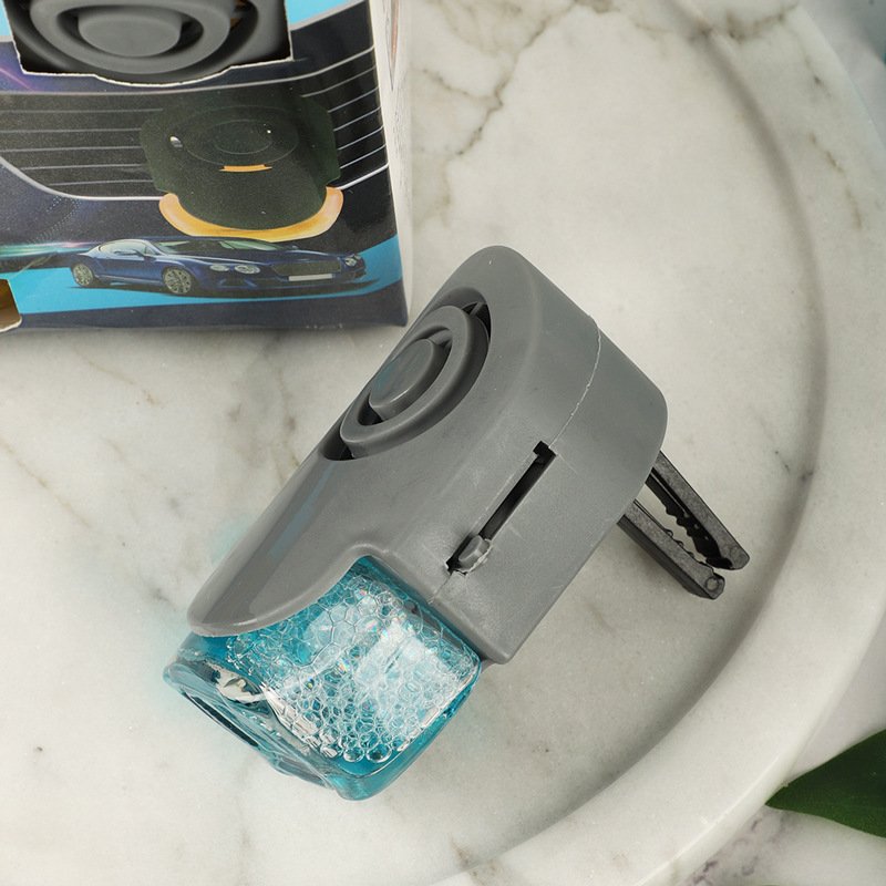 Hot Sell Wholesale Automobile Car Conditioner Outlet Car Perfume Bottle Car Air Freshener