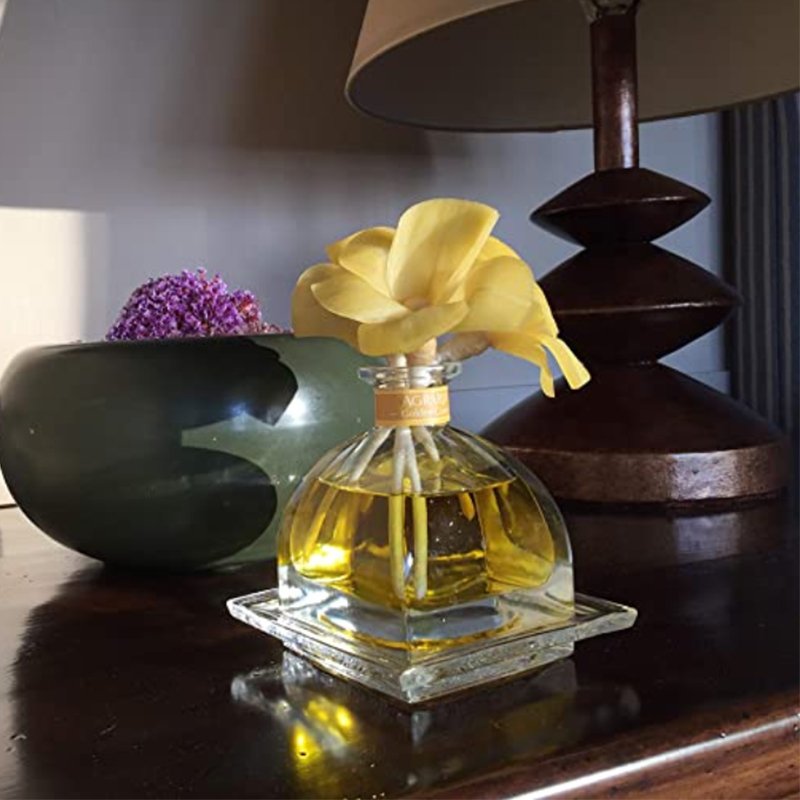 Wholesale Home Decoration Fragrance perfume flower rattan Glass Bottle Reed Diffuser with essential oil for diffuser