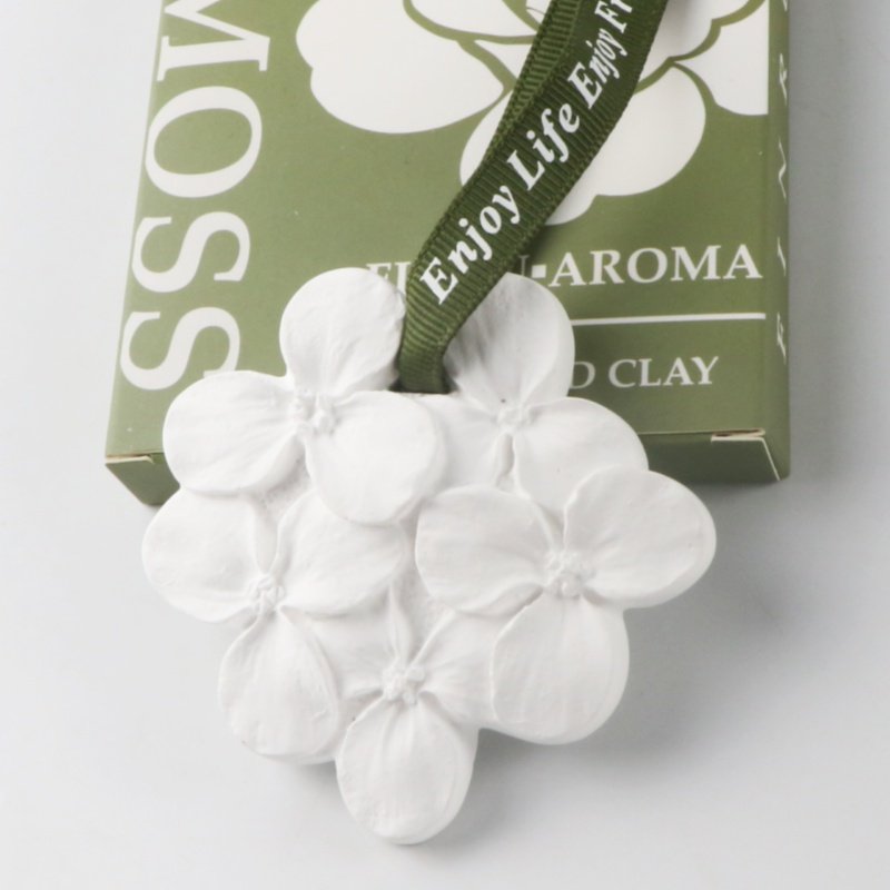 Factory Wholesale Hanging Car Wardrobe Air Freshener Scented Ceramic Aroma Flower Plaster Home Fragrance Essential Oil Diffuser