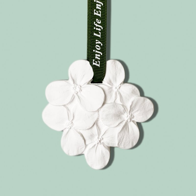 Factory Wholesale Hanging Car Wardrobe Air Freshener Scented Ceramic Aroma Flower Plaster Home Fragrance Essential Oil Diffuser