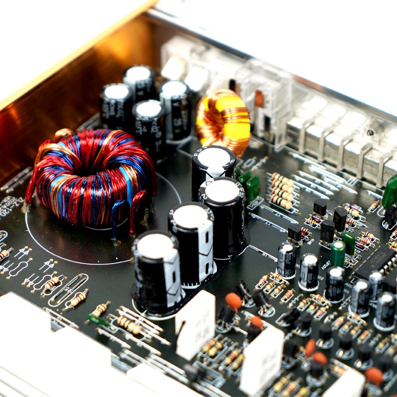 OEM the Maker 1000 Watt Professional High-power 4-channel Amplifiers System 12V Car Audio Power Amplifier for Car