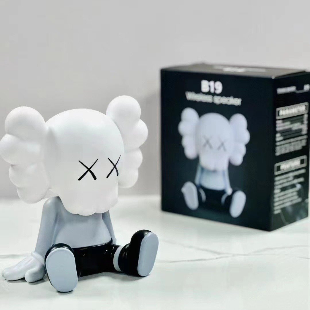 Violent Bear Bluetooth Speaker Sitting Violent Bear Audio Wireless Portable Fashion Accessories Live Burst Audio
