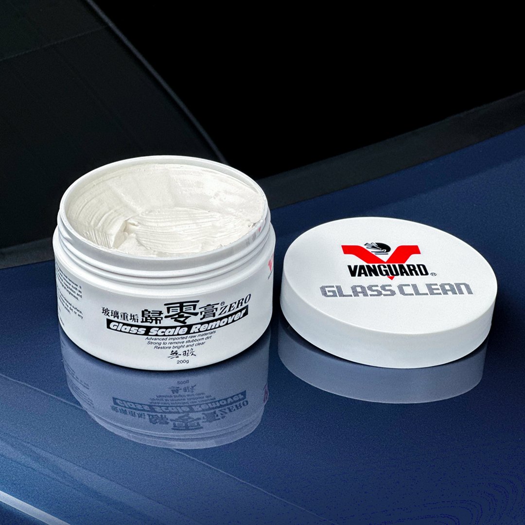 Compound Glass Oil Remover Effective in Eliminating Stubborn Oil Residues for Wax Product