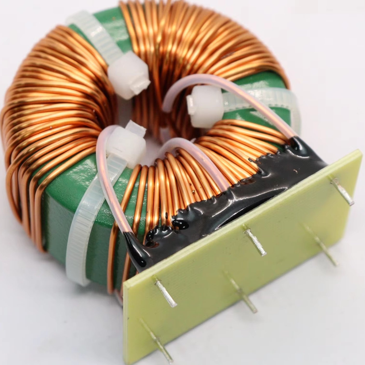 Three-Phase 8mh 4A T40 20 20 Common Mode Inductors for Communications Field