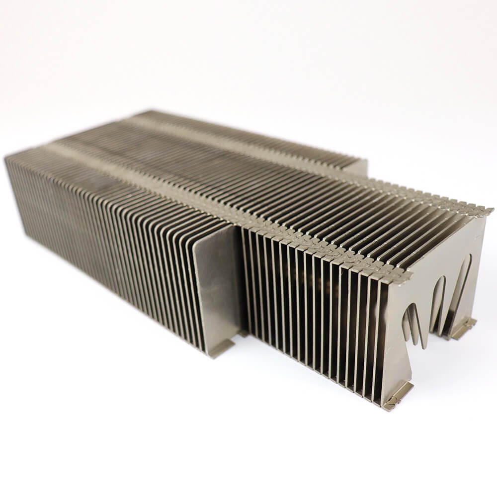 Ultra-Thin Custom Made Aluminum Heat Sink High Performance Rapid Cooling Car Amplifier for Power Supply