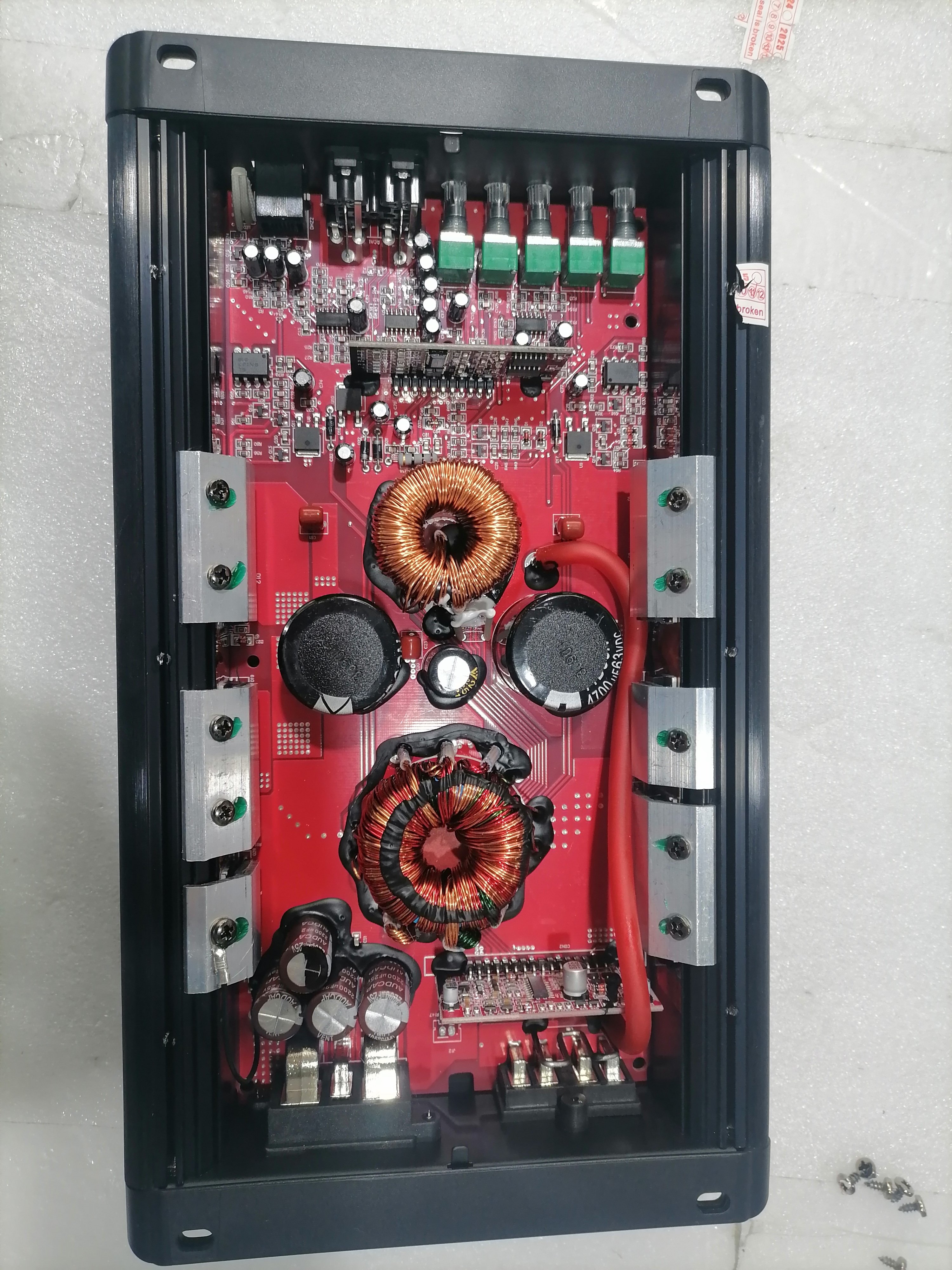 Factory Direct Sales Wholesale Bulk Order Customized Logo and Color Mono Block 700W Class D Car Amplifiers 700.1