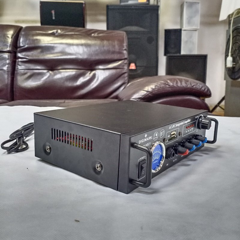 DC 12V/5A Functional Mini Car/Home Karaoke Amplifier with