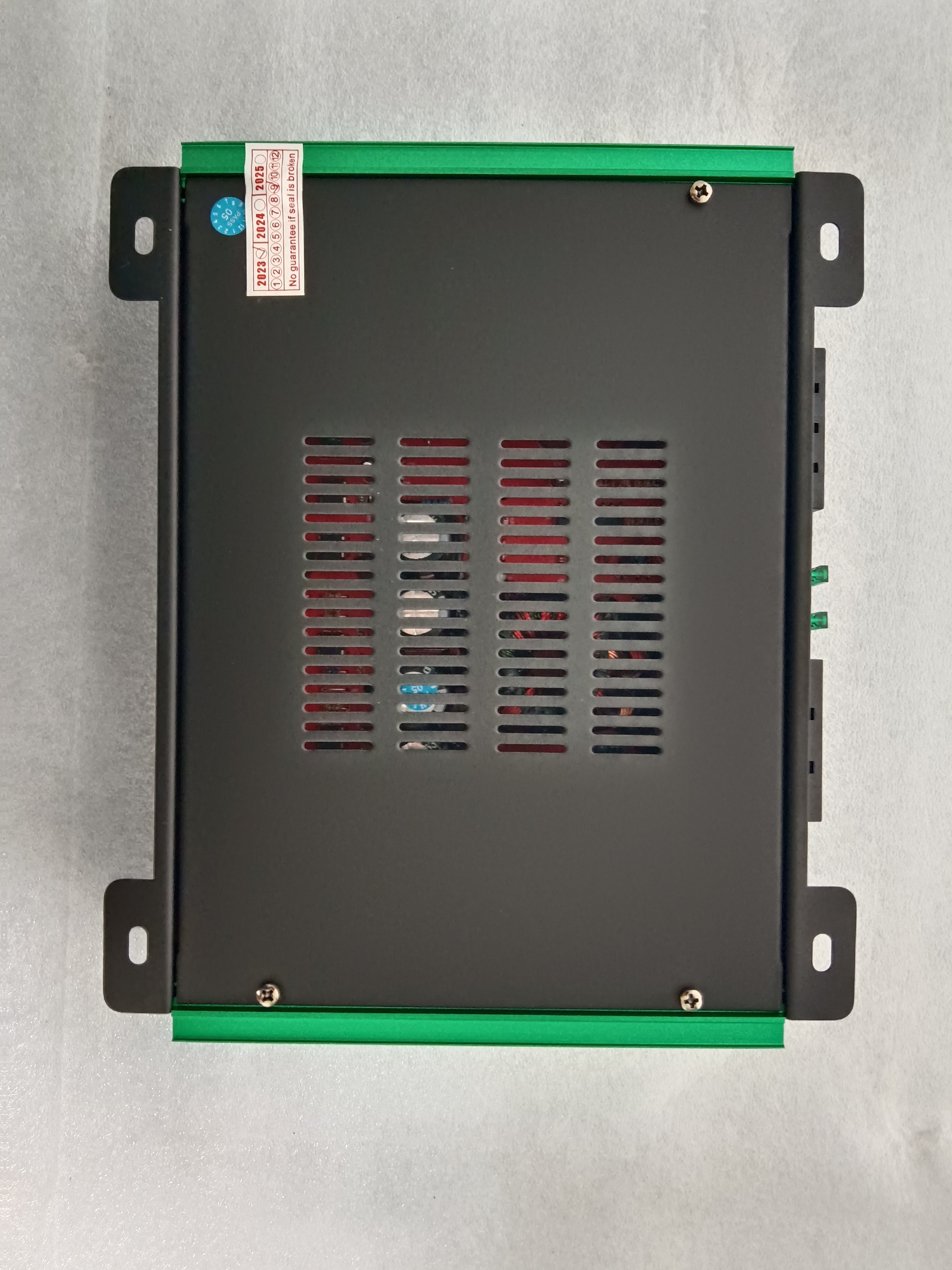 Factory Direct Sales Wholesale Bulk Order Customized Logo and Color Mono Block 600W Class AB Car Amplifiers 600.1