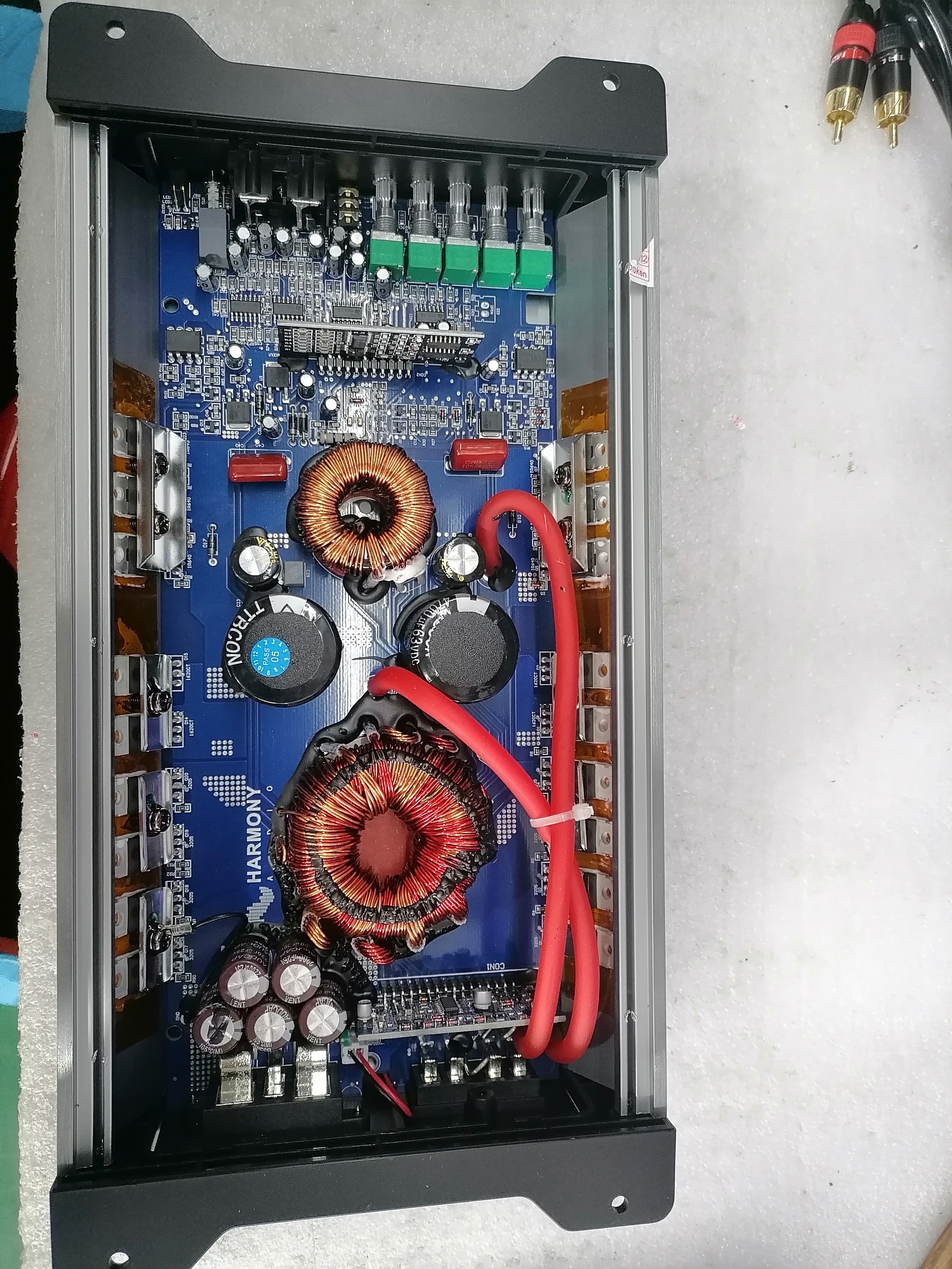Factory Direct Sales Wholesale Bulk Order Customized Logo and Color Mono Block 1000W Class D Car Amplifiers 1000.1