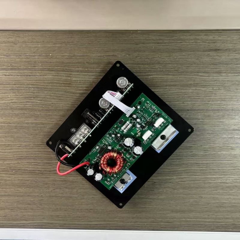 High Quality and Best Price Car Audio Amplifier Board 12v 120W Class D Woofer Car Amplifiiers