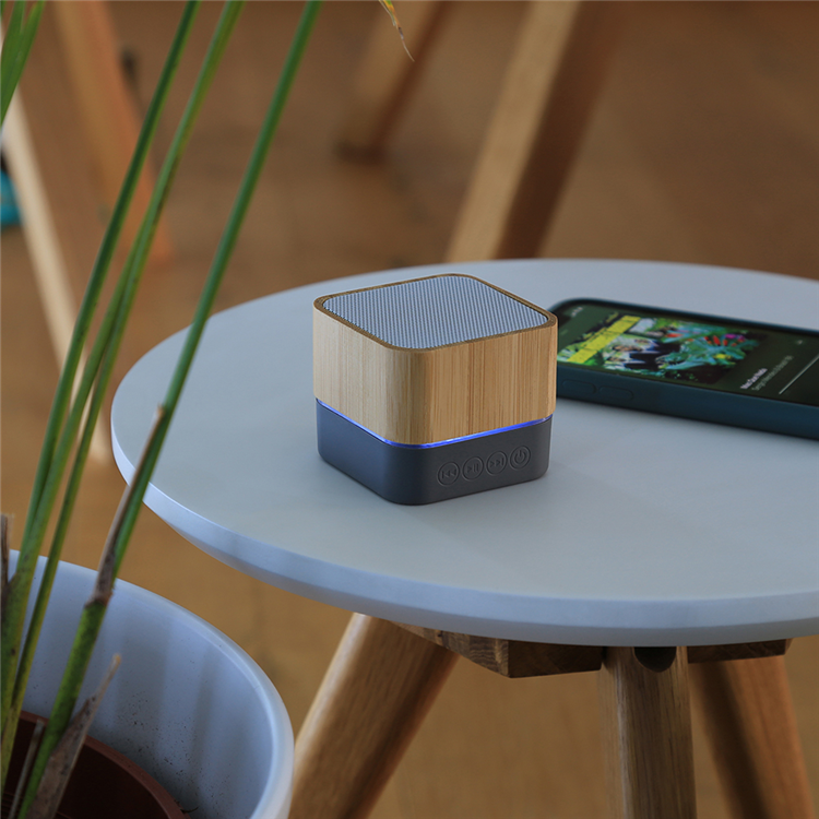 Bamboo Music Sound 3W Powered RGB Wireless Mini Portable bluetooths Speakers