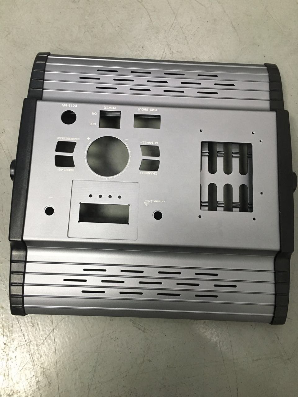 Car Amplifier Class AB 91 DB 1000W Aluminum Precision Audio Amplifier