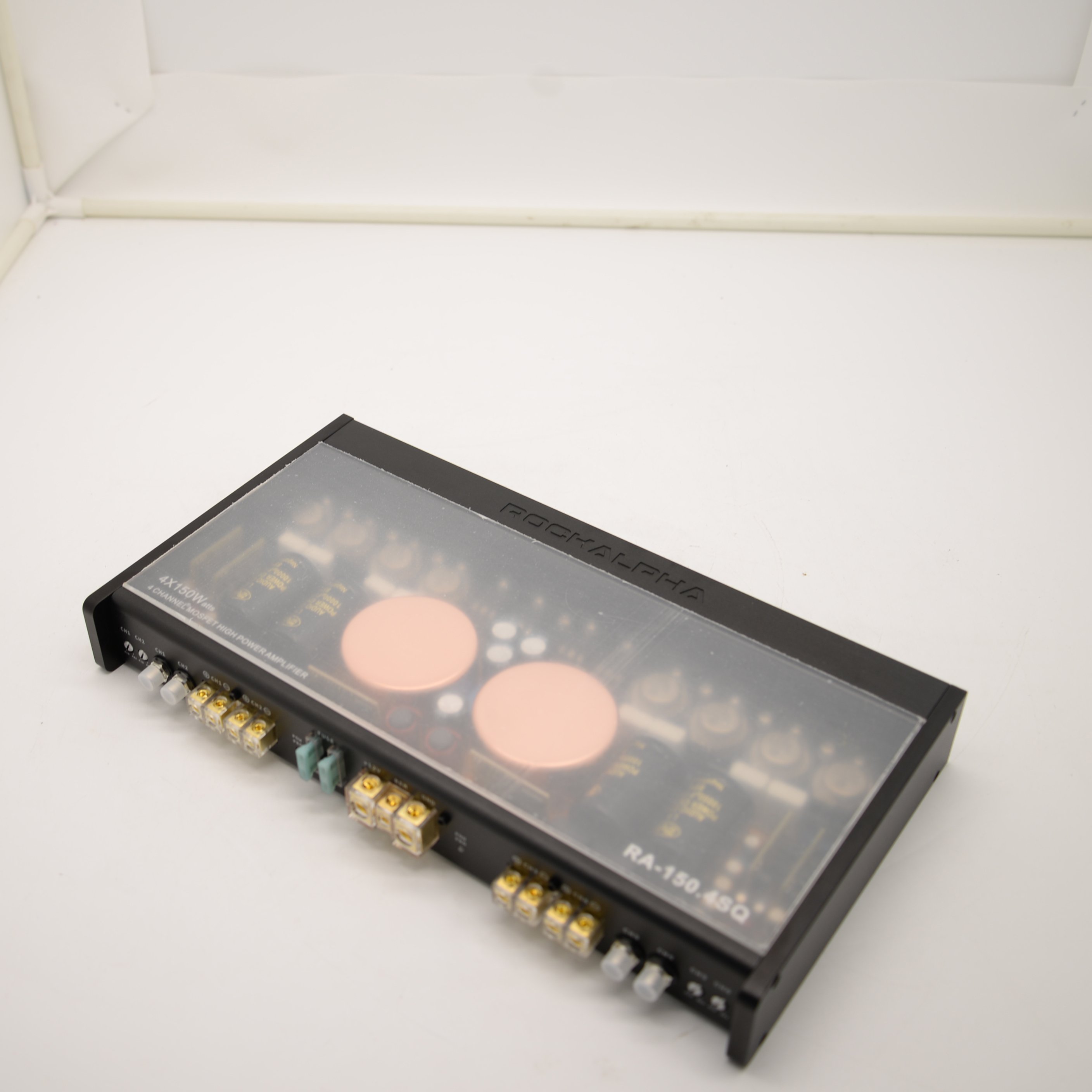 Hot Selling New Design Car Audio Amplifier Class d for One Year Warranty
