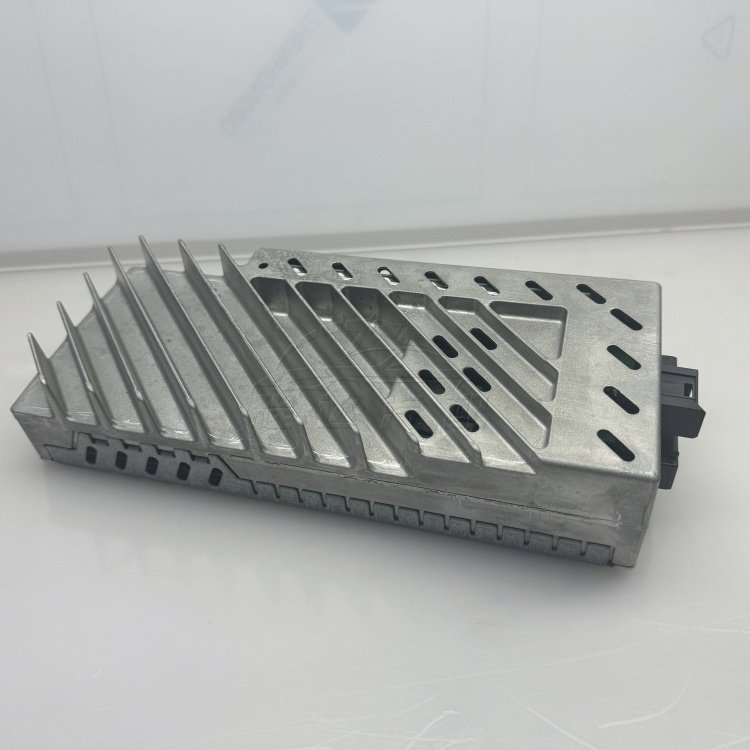 Harman Kardon Car Amplifiers Unit OEM65122622869/OEM65122622756 New 12V Sound Equipment Speaker for BMW F20 F30 F10 F02 F15 Used