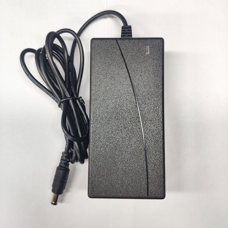 Universal Input 100 To 240Vac Compatible Durable Desktop 15V 4A Adapter For Speaker Electrical Appliances