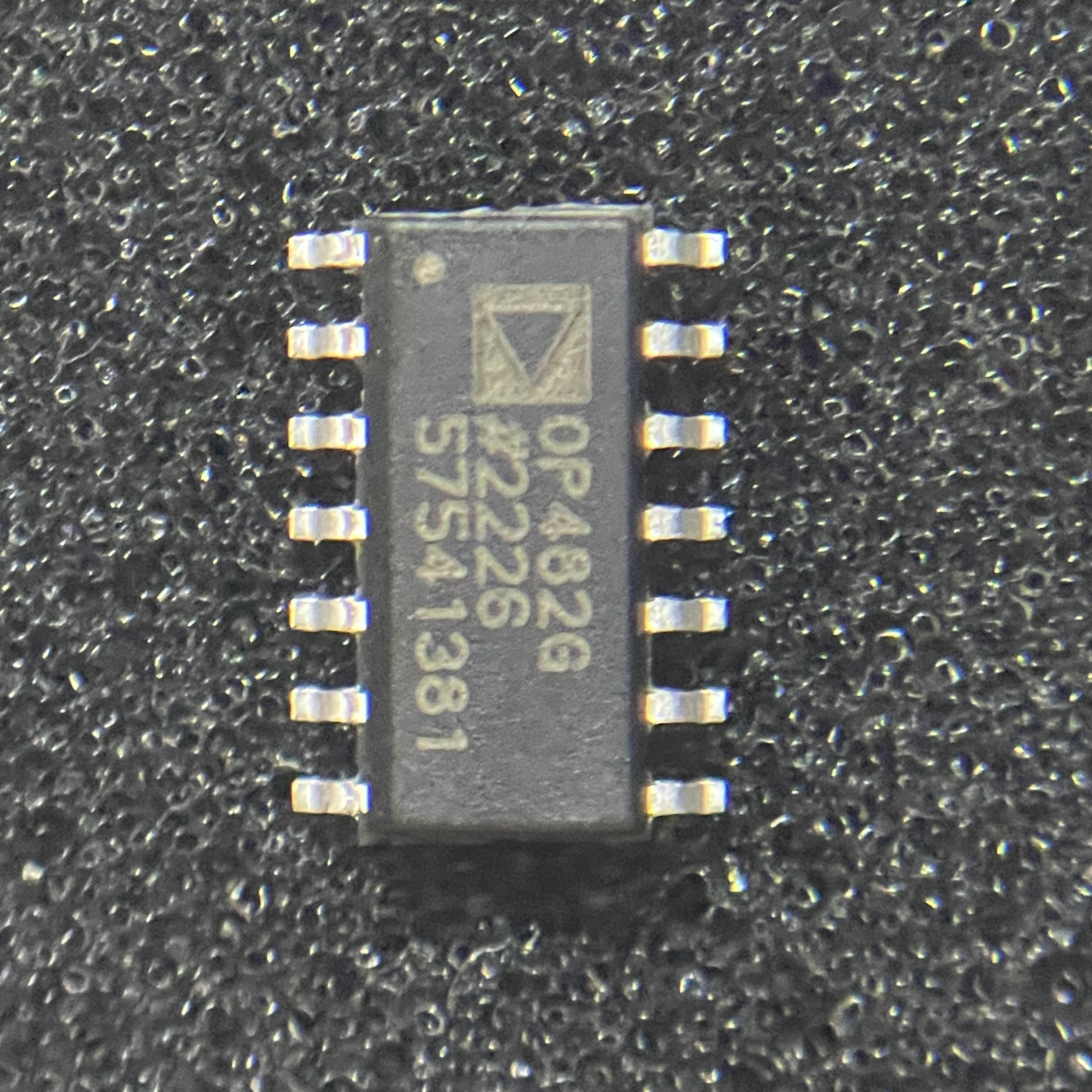 OP482GSZ New Original Integrated Circuit Electronic Components Amplifiers Comparators FET Input Amplifiers
