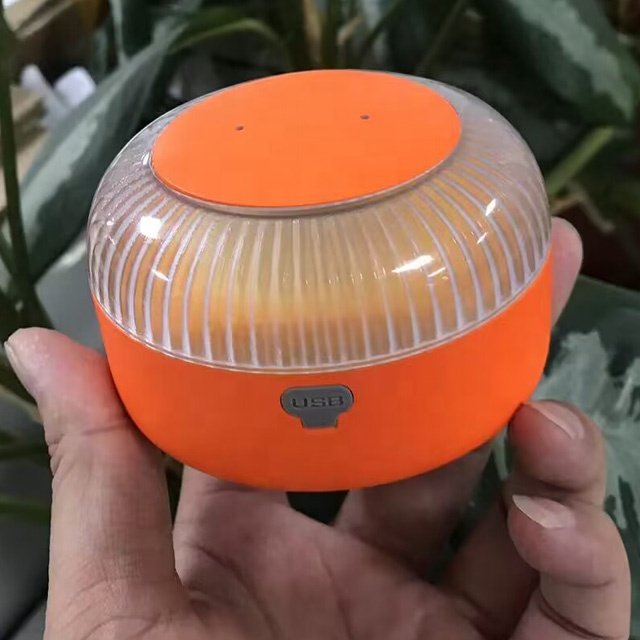 2024 Hot Spain Europe R&D OEM V16 DGT GPS Electrical Alarm Light Warning Lamp for Car for Spain